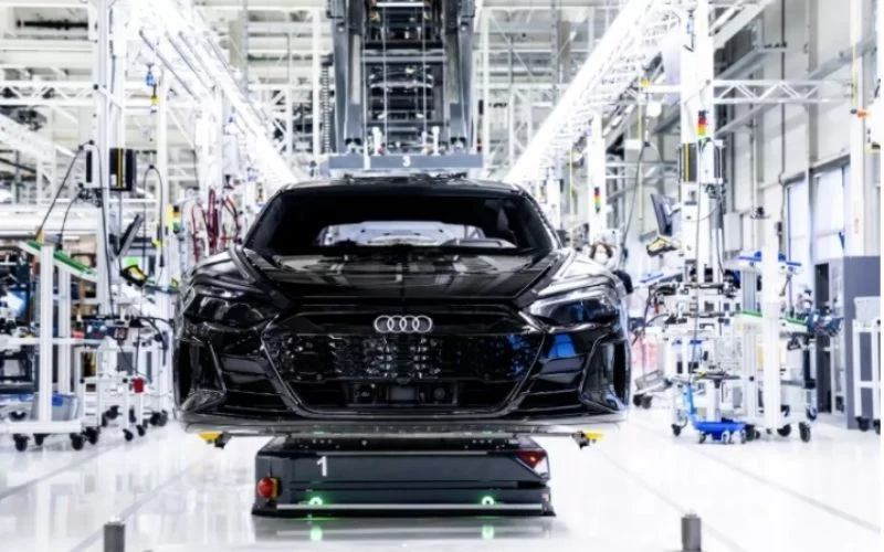Audi zwiększa nakłady na elektromobilność