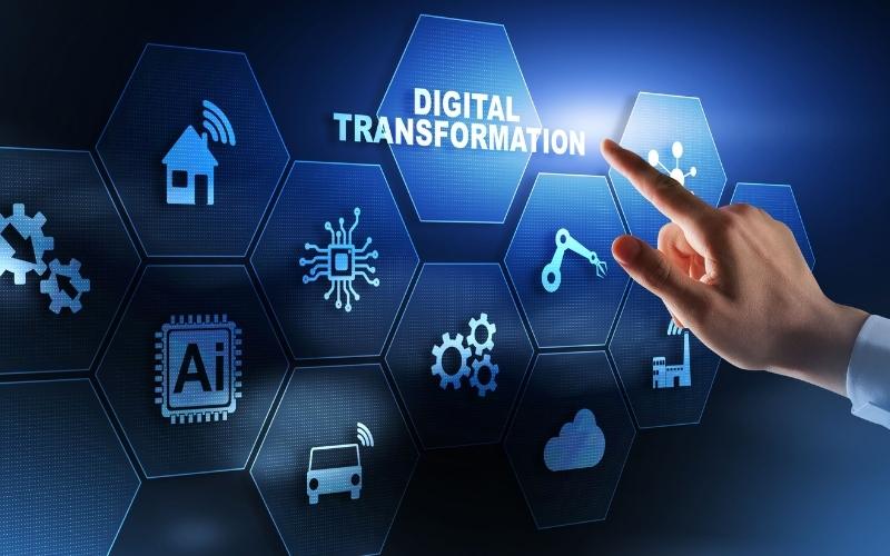 Automatyzacja i digitalizacja IT priorytetami dla firm planujących transformację