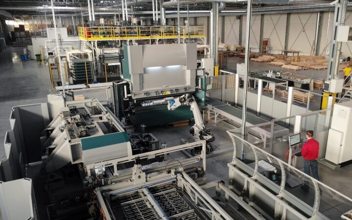 ERKADO rozwija park maszynowy i unowocześnia linie produkcyjne w swoich fabrykach