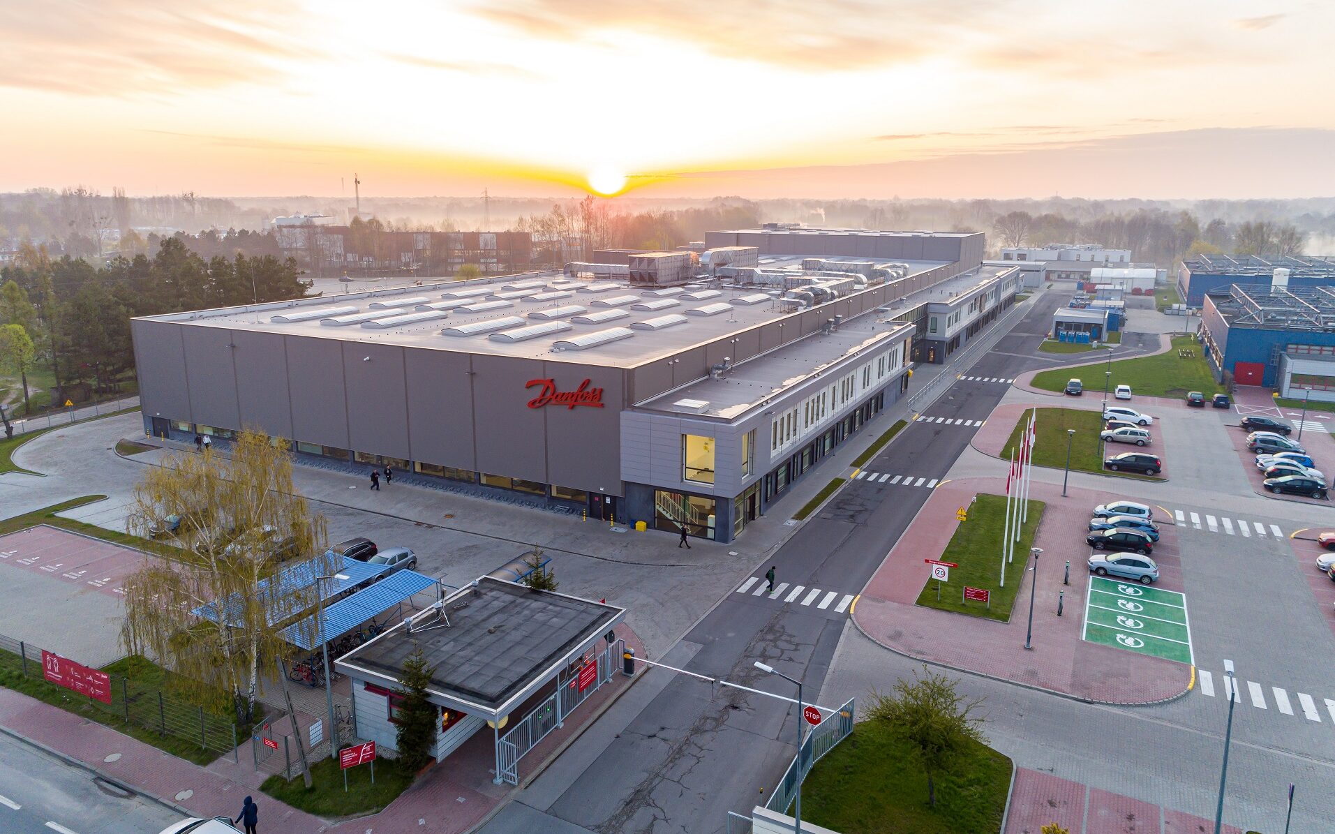 Niskoemisyjna fabryka jednym z dwóch obiektów z Polski w decydującym etapie prestiżowego konkursu
