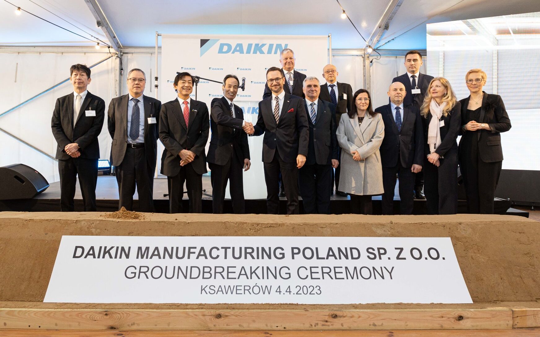 Daikin Europe rozpoczyna budowę swojej pierwszej w Polsce fabryki pomp ciepła: do 2030 r. powstanie 3 000 nowych miejsc pracy