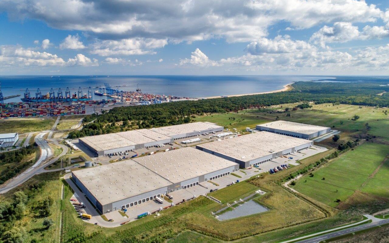 Firma logistyczna przedłuża i rozszerza współpracę z GLP Pomorskim Centrum Logistycznym