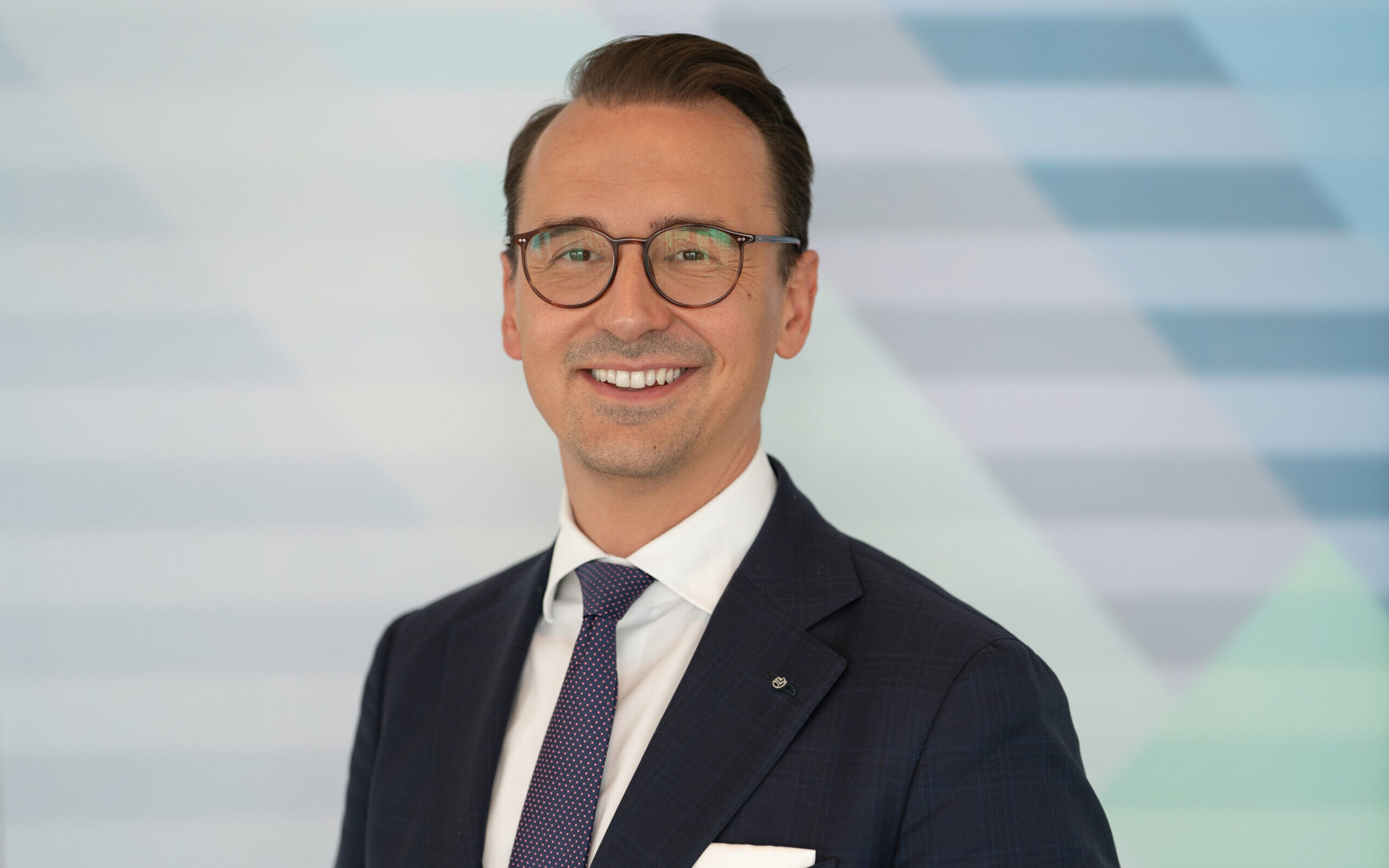 Waldemar Feldbusch powołany na stanowisko dyrektora finansowego (CFO) Grupy Przedsiębiorstw Mewa