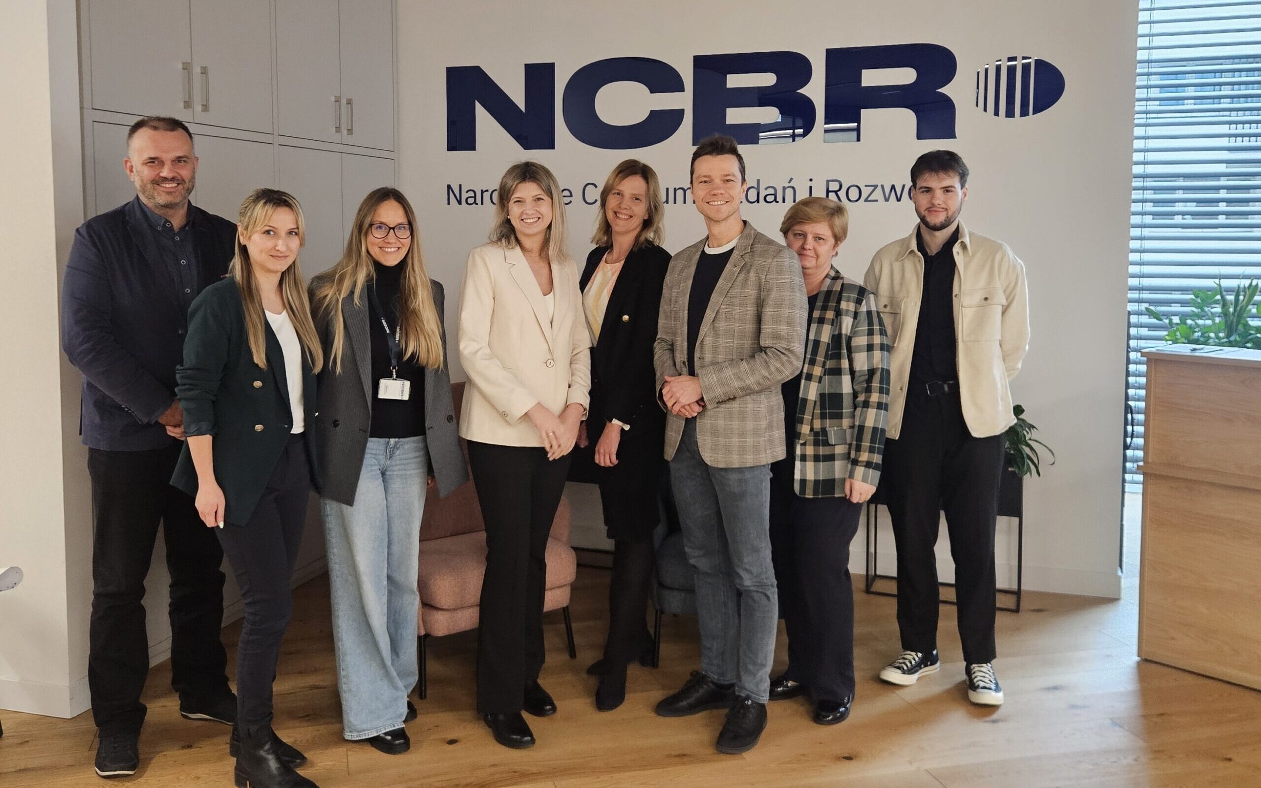 Transformacja kadr przemysłu 4.0: Startup Academy wprowadza mentoring biznesowo-technologiczny w projekcie „uczelnie przyszłości”