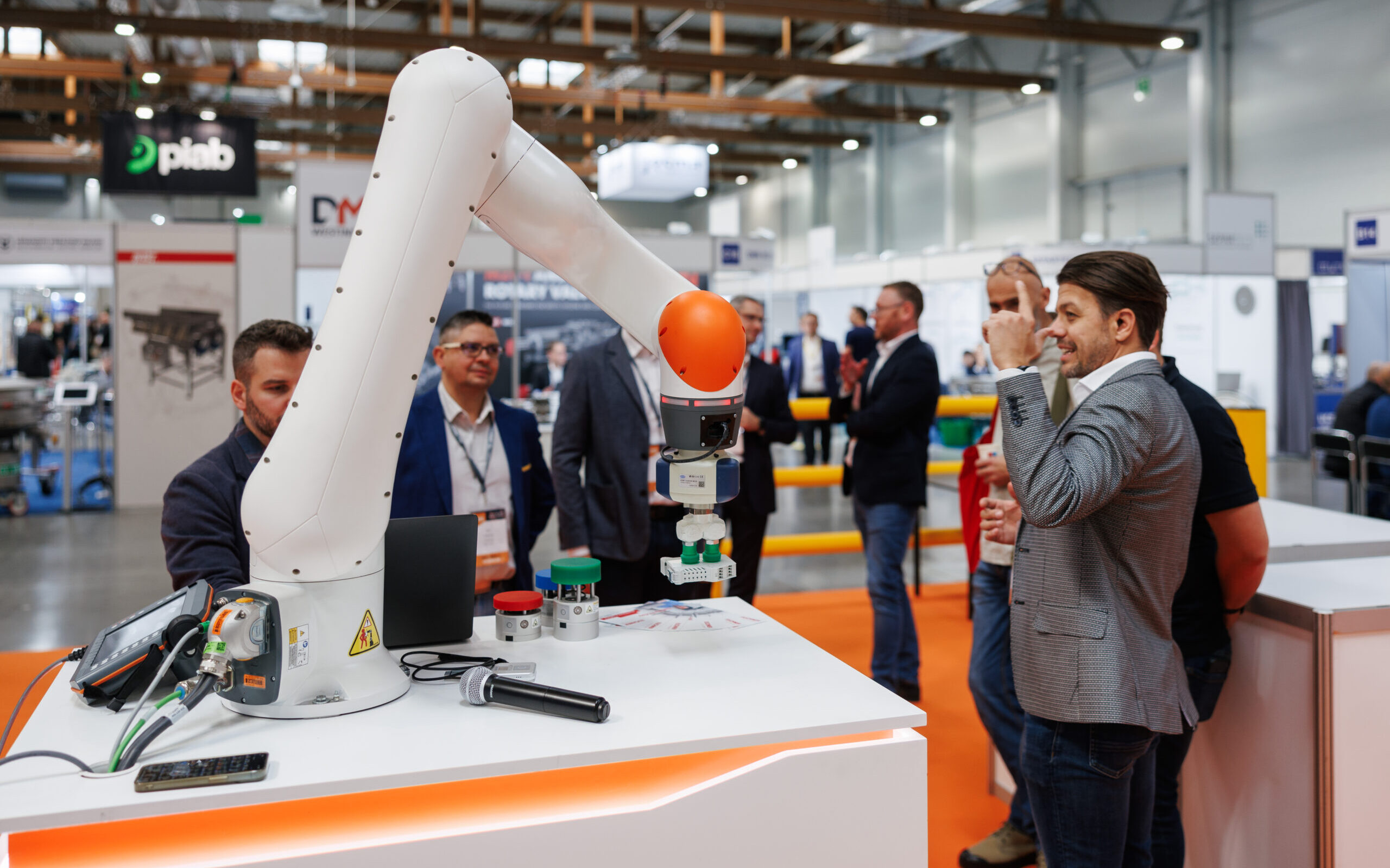 Efektywność produkcji i logistyki – SYMAS® & MAINTENANCE