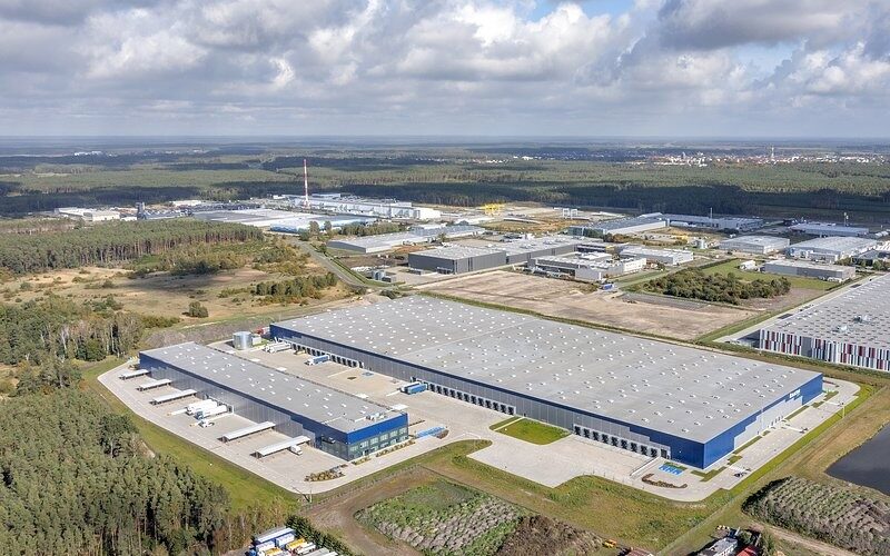 Trzy nowe umowy Panattoni z FIEGE – ekspansje w Polsce Zachodniej