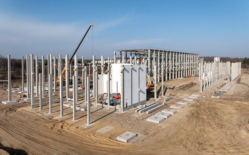 Panattoni z finansowaniem na fabrykę ZREW. 22,5 mln euro od Pekao